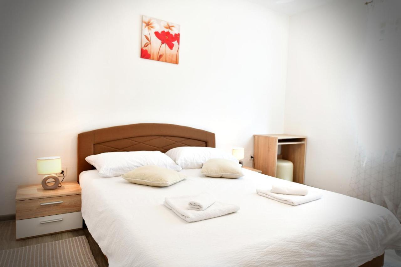 Apartman Dorijan Rakovica Bagian luar foto