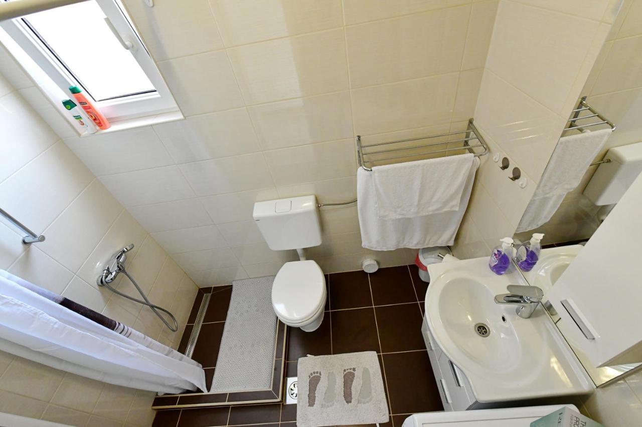 Apartman Dorijan Rakovica Bagian luar foto