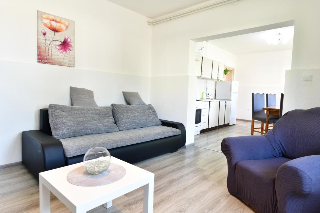 Apartman Dorijan Rakovica Bagian luar foto