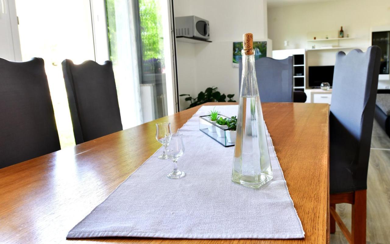 Apartman Dorijan Rakovica Bagian luar foto